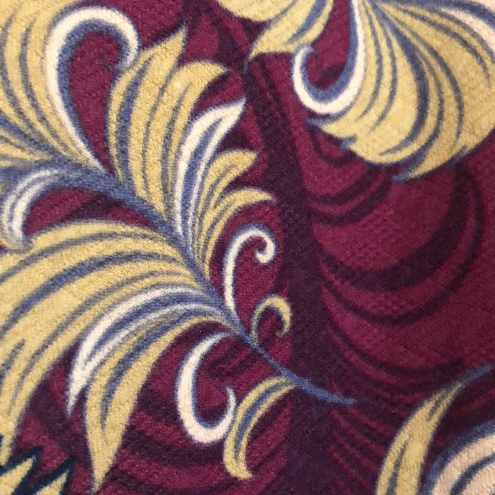 NWT Lularoe Regal Leaf Cassie Pencil Skirt XS - Picture 4 of 4